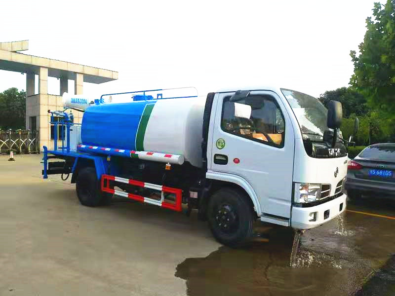 不上戶(hù)東風(fēng)福瑞卡5噸灑水車(chē)