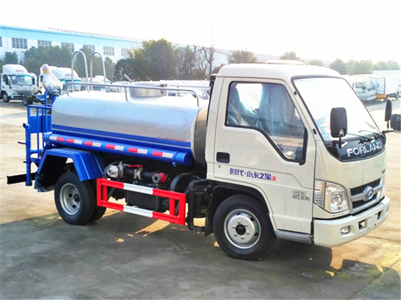 福田時代綠化噴灑車3噸